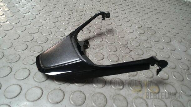 Foto: LENKRADVERKLEIDUNG/ BLENDE LENKRAD eines Mazda 6 Sport Kombi 2.2 CD DPF Fun