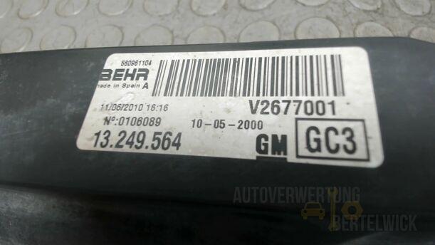 Foto: ELEKTROLÜFTER eines Opel Corsa 1.4 16V Fun