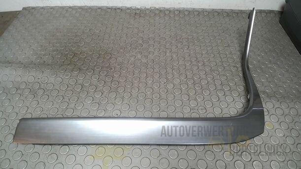 Foto: BLENDE/ ZIERLEISTE ARMATURENBRETT eines Mazda 6 Sport Kombi 2.2 CD DPF Special