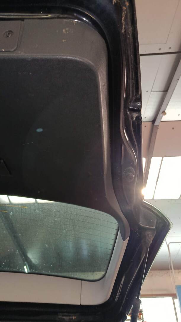 Foto: HECKKLAPPE/ HECKDECKEL eines Opel Zafira 1.6 ecoFLEX Special