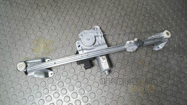 Foto: FENSTERHEBER ELEKTRISCH HINTEN LINKS eines Opel Zafira 1.6 ecoFLEX Special