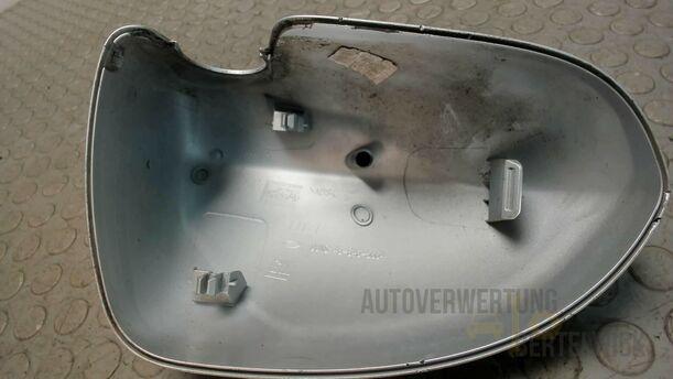 Foto: AUSSENSPIEGELBLENDE LINKS eines Opel Corsa 1.4 16V Special
