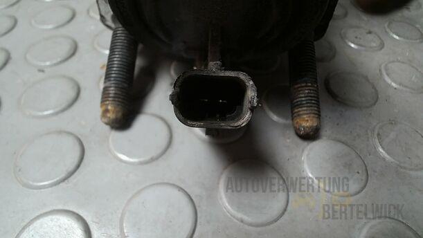 Foto: RADNABE HINTEN LINKS eines Opel Zafira 1.6 ecoFLEX Special