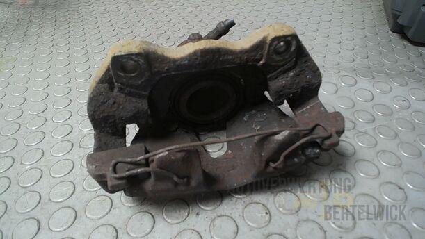 Foto: BREMSSATTEL VORN RECHTS ( ATE ) eines Opel Zafira 1.6 ecoFLEX Special