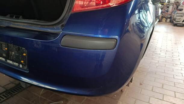 Foto: STOSSFÄNGER/ STOßSTANGE HINTEN eines Renault Clio 1.6 16V Special