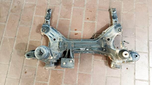 Foto: VORDERACHSE/ ACHSE VORN eines Seat Cordoba Vario 1.4 Special