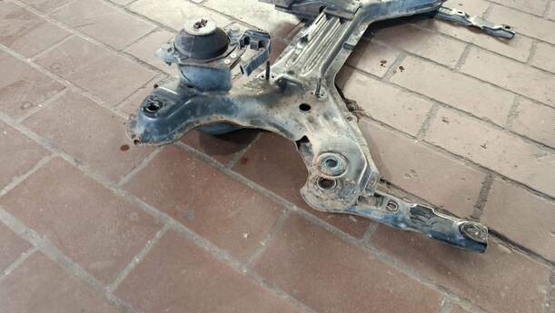 Foto: VORDERACHSE/ ACHSE VORN eines Seat Cordoba Vario 1.4 Special
