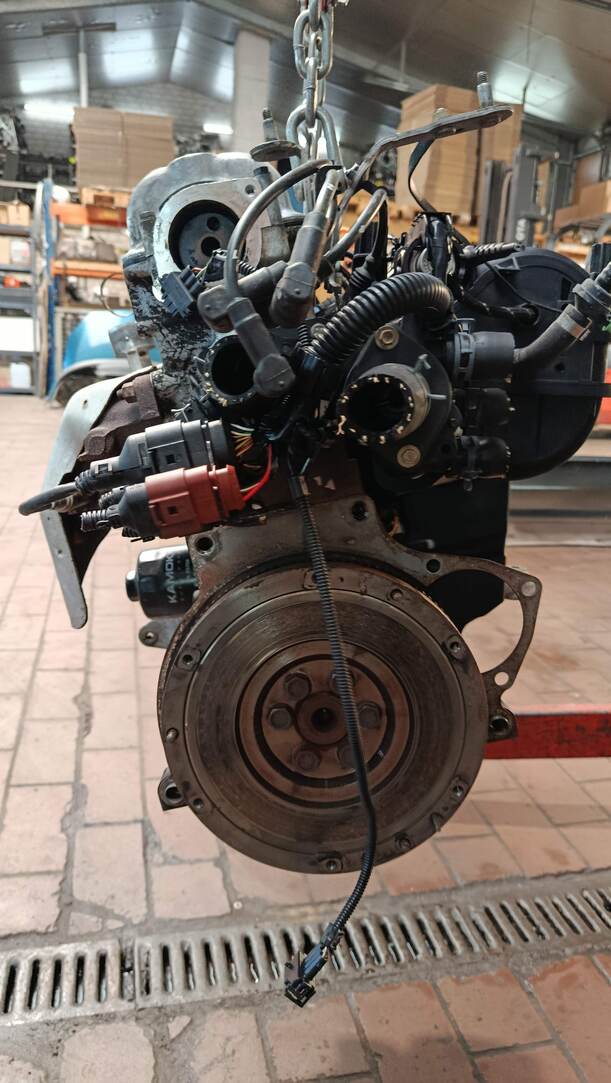 Foto: MOTOR AKV eines Seat Cordoba Vario 1.4 Special