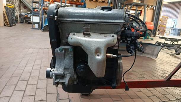 Foto: MOTOR AKV eines Seat Cordoba Vario 1.4 Special
