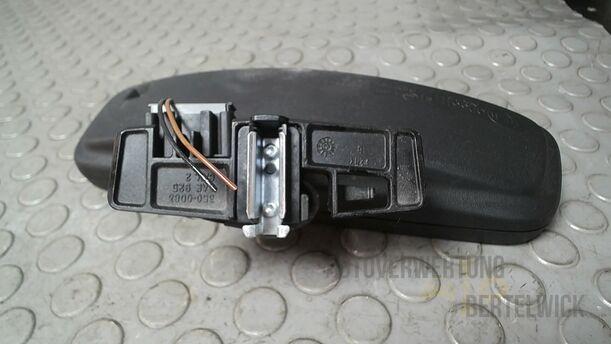 Foto: INNENSPIEGEL AUTOMATISCH ABBLENDBAR eines Opel Zafira 1.6 ecoFLEX Special
