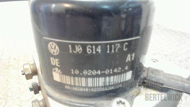 Foto: HAUPTBREMSAGGREGAT ABS eines Seat Cordoba Vario 1.4 Special