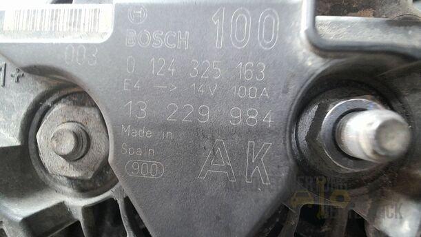 Foto: LICHTMASCHINE eines Opel Zafira 1.6 ecoFLEX Special