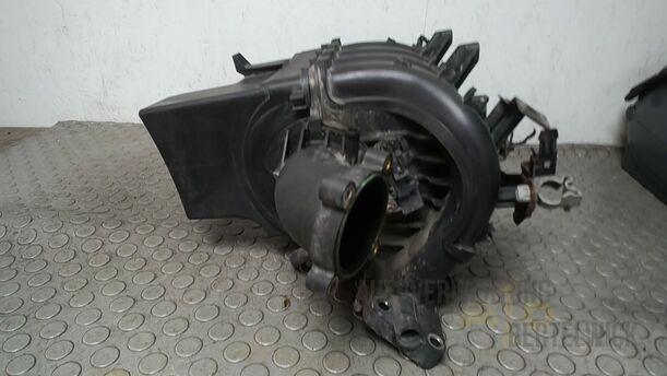 Foto: ANSAUGKRÜMMER Z16XER eines Opel Zafira 1.6 ecoFLEX Special