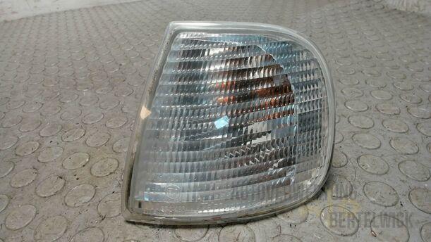 Foto: BLINKER VORNE LINKS eines Seat Cordoba Vario 1.4 Special