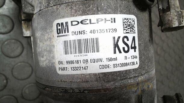 Foto: KOMPRESSOR KLIMAANLAGE/ KLIMAKOMPRESSOR ( DELPHI ) eines Opel Zafira 1.6 ecoFLEX Special