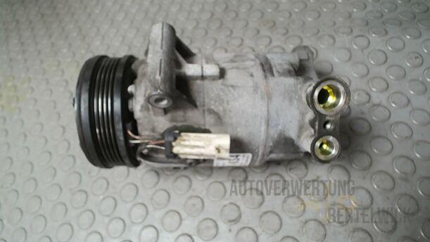 Foto: KOMPRESSOR KLIMAANLAGE/ KLIMAKOMPRESSOR ( DELPHI ) eines Opel Zafira 1.6 ecoFLEX Special