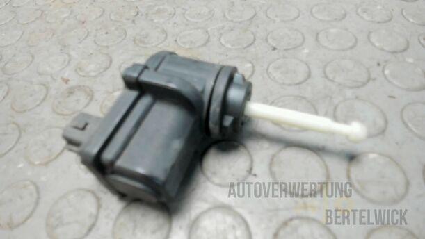 Foto: LEUCHTWEITENREGULIERUNG eines Seat Cordoba Vario 1.4 Special