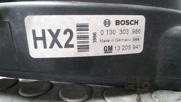 Foto: ELEKTROLÜFTER eines Opel Zafira 1.6 ecoFLEX Special