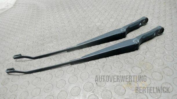 Foto: SCHEIBENWISCHERARME VORNE eines Seat Cordoba Vario 1.4 Special