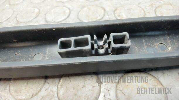 Foto: SCHEIBENWISCHERARME HINTEN eines Seat Cordoba Vario 1.4 Special