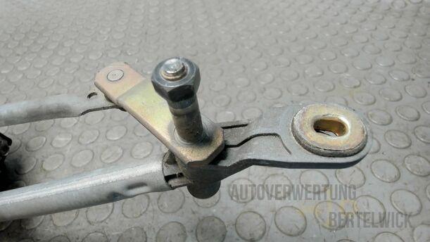 Foto: SCHEIBENWISCHERMOTOR VORNE eines Seat Cordoba Vario 1.4 Special