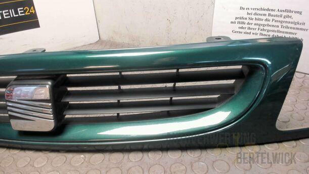 Foto: KÜHLERGRILL eines Seat Cordoba Vario 1.4 Special