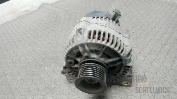 Foto: LICHTMASCHINE / GENERATOR ( 70A ) eines Seat Cordoba Vario 1.4 Special