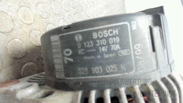 Foto: LICHTMASCHINE / GENERATOR ( 70A ) eines Seat Cordoba Vario 1.4 Special