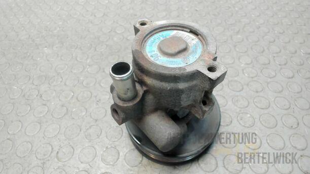 Foto: PUMPE SERVOLENKUNG eines Seat Cordoba Vario 1.4 Special