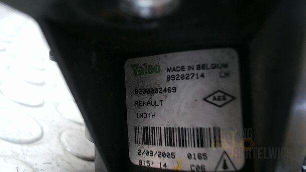 Foto: NEBELSCHEINWERFER LINKS ( VALEO ) eines Renault Clio 1.6 16V Special