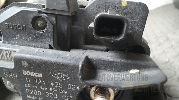 Foto: LICHTMASCHINE ( Bosch / 120A ) eines Renault Clio 1.6 16V Special