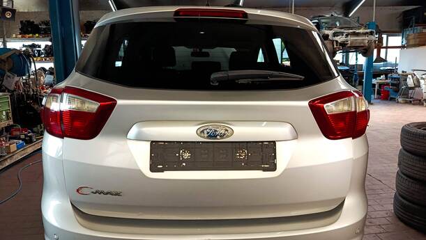 Foto: HECKKLAPPE / HECKDECKEL eines Ford C-MAX 1.6 EcoBoost Start-Stop-System Special