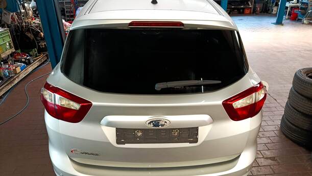Foto: HECKKLAPPE / HECKDECKEL eines Ford C-MAX 1.6 EcoBoost Start-Stop-System Special