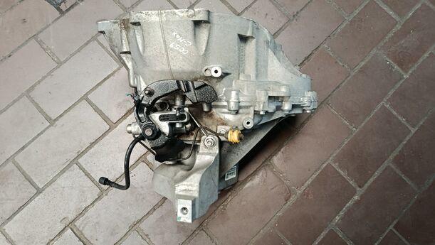 Foto: SCHALTGETRIEBE 6 GANG eines Ford C-MAX 1.6 EcoBoost Start-Stop-System Special