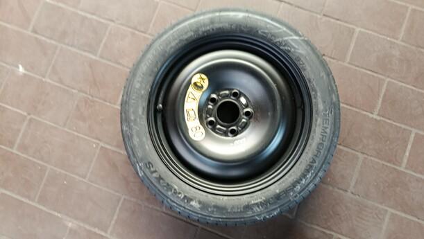 Foto: NOTLAUFRAD 4X16 X25 eines Ford C-MAX 1.6 EcoBoost Start-Stop-System Special