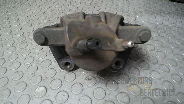 Foto: BREMSSATTEL VORN RECHTS ( TRW ) eines Renault Clio 1.6 16V Special