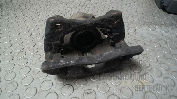 Foto: BREMSSATTEL VORN RECHTS ( TRW ) eines Renault Clio 1.6 16V Special