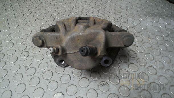 Foto: BREMSSATTEL VORN LINKS ( TRW ) eines Renault Clio 1.6 16V Special