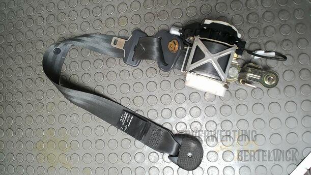 Foto: SICHERHEITSGURT VORN RECHTS ( 4/5 TÜRER ) eines Renault Clio 1.6 16V Special