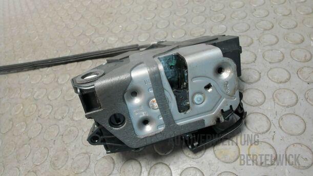 Foto: TÜRSCHLOSS HINTEN LINKS eines Ford C-MAX 1.6 EcoBoost Start-Stop-System Special