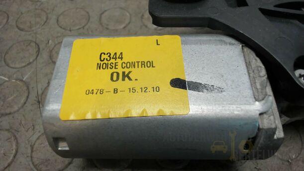 Foto: SCHEIBENWISCHERMOTOR HINTEN eines Ford C-MAX 1.6 EcoBoost Start-Stop-System Special