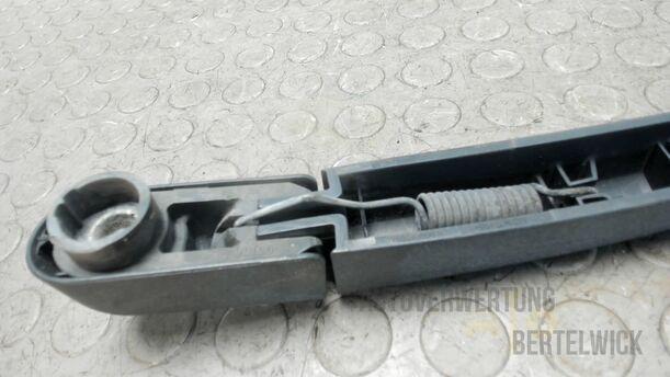 Foto: SCHEIBENWISCHERARM HINTEN eines Ford C-MAX 1.6 EcoBoost Start-Stop-System Special
