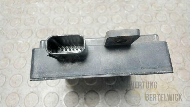 Foto: SENSOR TOTER WINKEL eines Ford C-MAX 1.6 EcoBoost Start-Stop-System Special