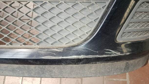 Foto: STOSSFÄNGER / STOSSSTANGe VORN eines Ford Fiesta 1.4 Special