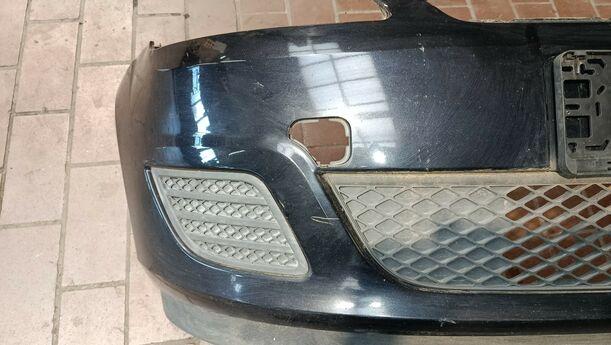 Foto: STOSSFÄNGER / STOSSSTANGe VORN eines Ford Fiesta 1.4 Special
