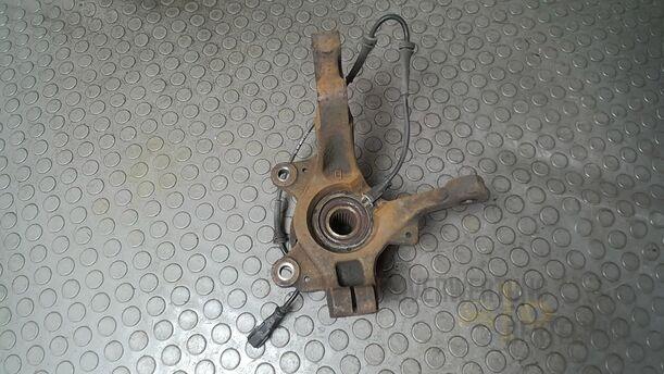 Foto: ACHSSCHENKEL VORN RECHTS eines Renault Clio 1.6 16V Special