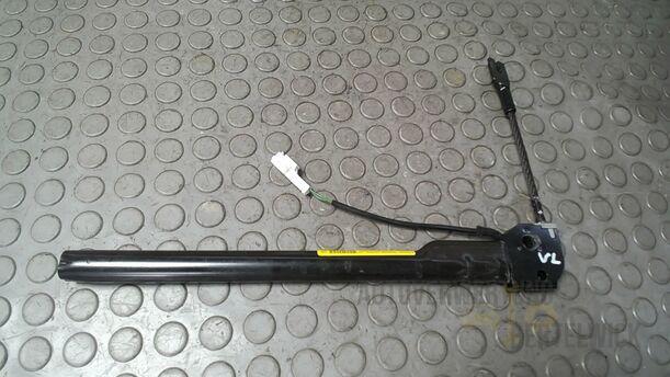 Foto: GURTSRAFFER VORN LINKS eines Renault Clio 1.6 16V Special