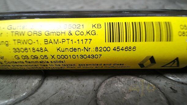 Foto: GURTSRAFFER VORN LINKS eines Renault Clio 1.6 16V Special