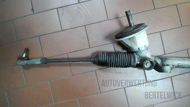 Foto: LENKUNG/ LENKGETRIEBE eines Renault Clio 1.6 16V Special