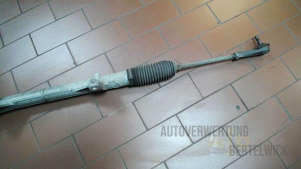 Foto: LENKUNG/ LENKGETRIEBE eines Renault Clio 1.6 16V Special